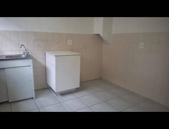 1 BEDROOM PROPERTY TO RENT IN HOMESTEAD